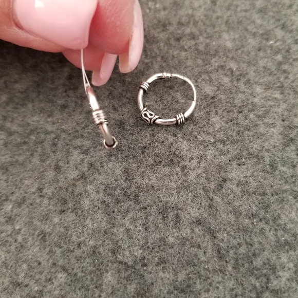925 Sterling Silver Bali Style Small Hoop Earrings,Silver Hoops,Endless Hoops - Picture 3 of 3